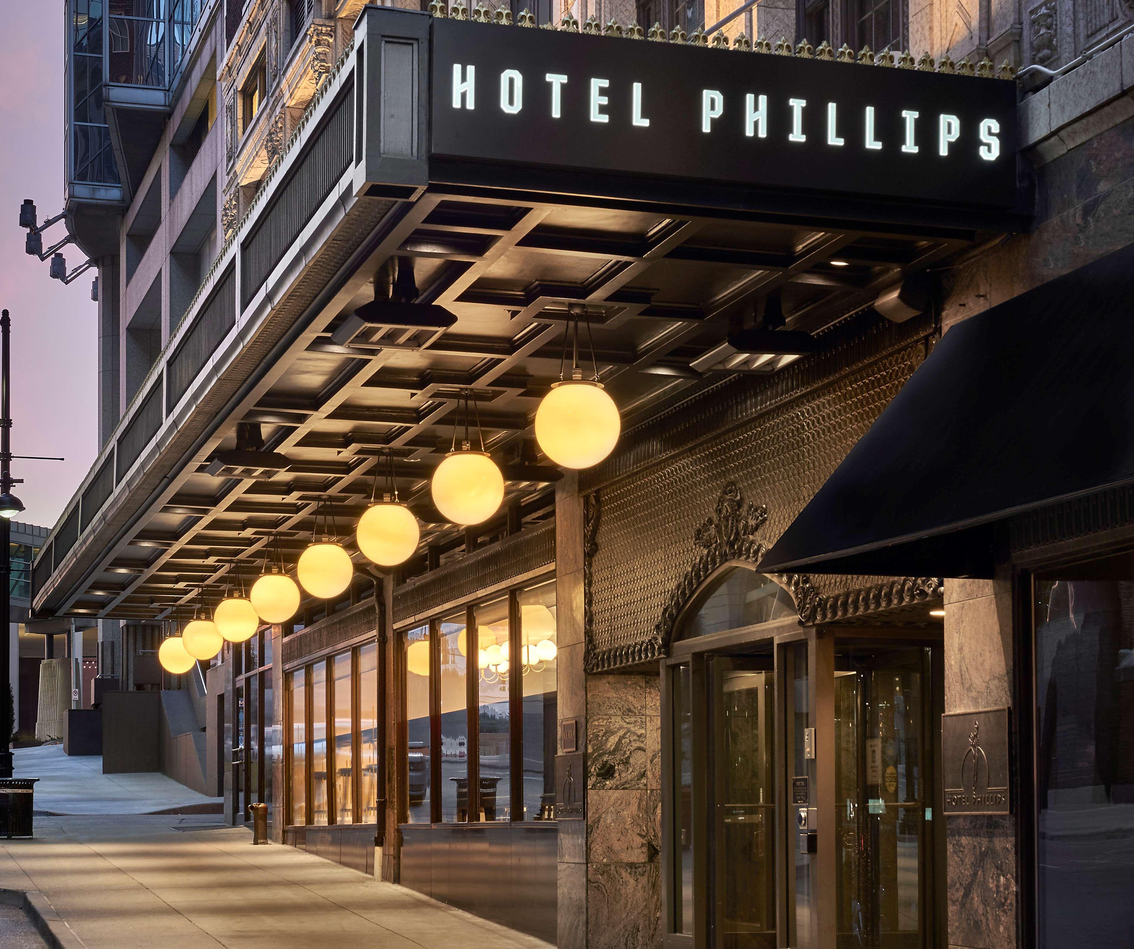 Hotel Phillips Kansas City, Curio Collection By Hilton Extérieur photo