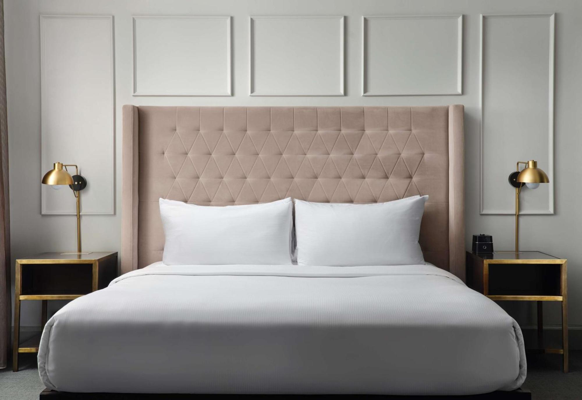 Hotel Phillips Kansas City, Curio Collection By Hilton Extérieur photo