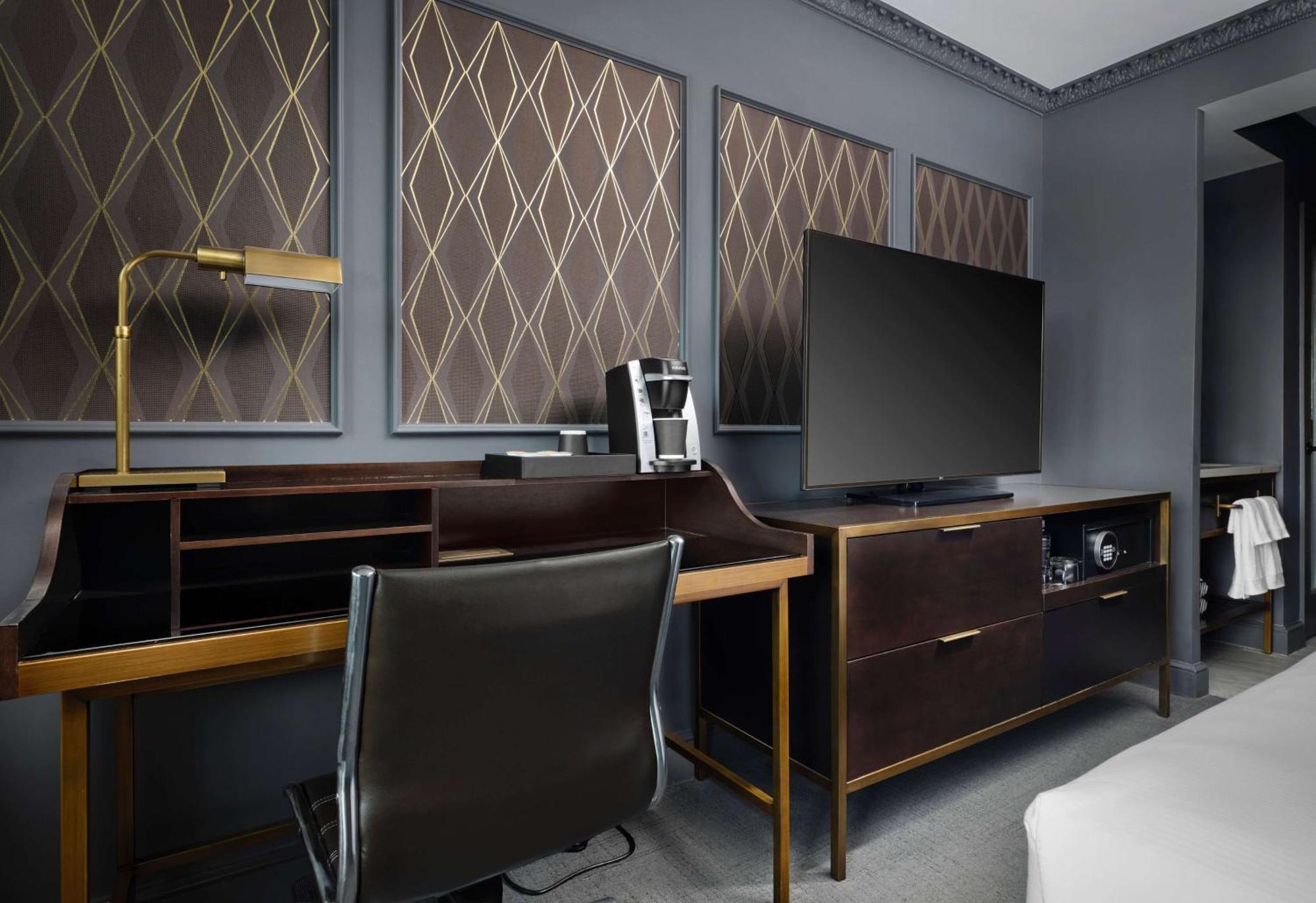 Hotel Phillips Kansas City, Curio Collection By Hilton Extérieur photo