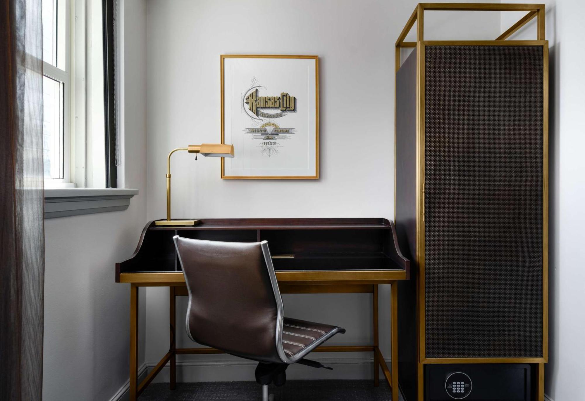 Hotel Phillips Kansas City, Curio Collection By Hilton Extérieur photo