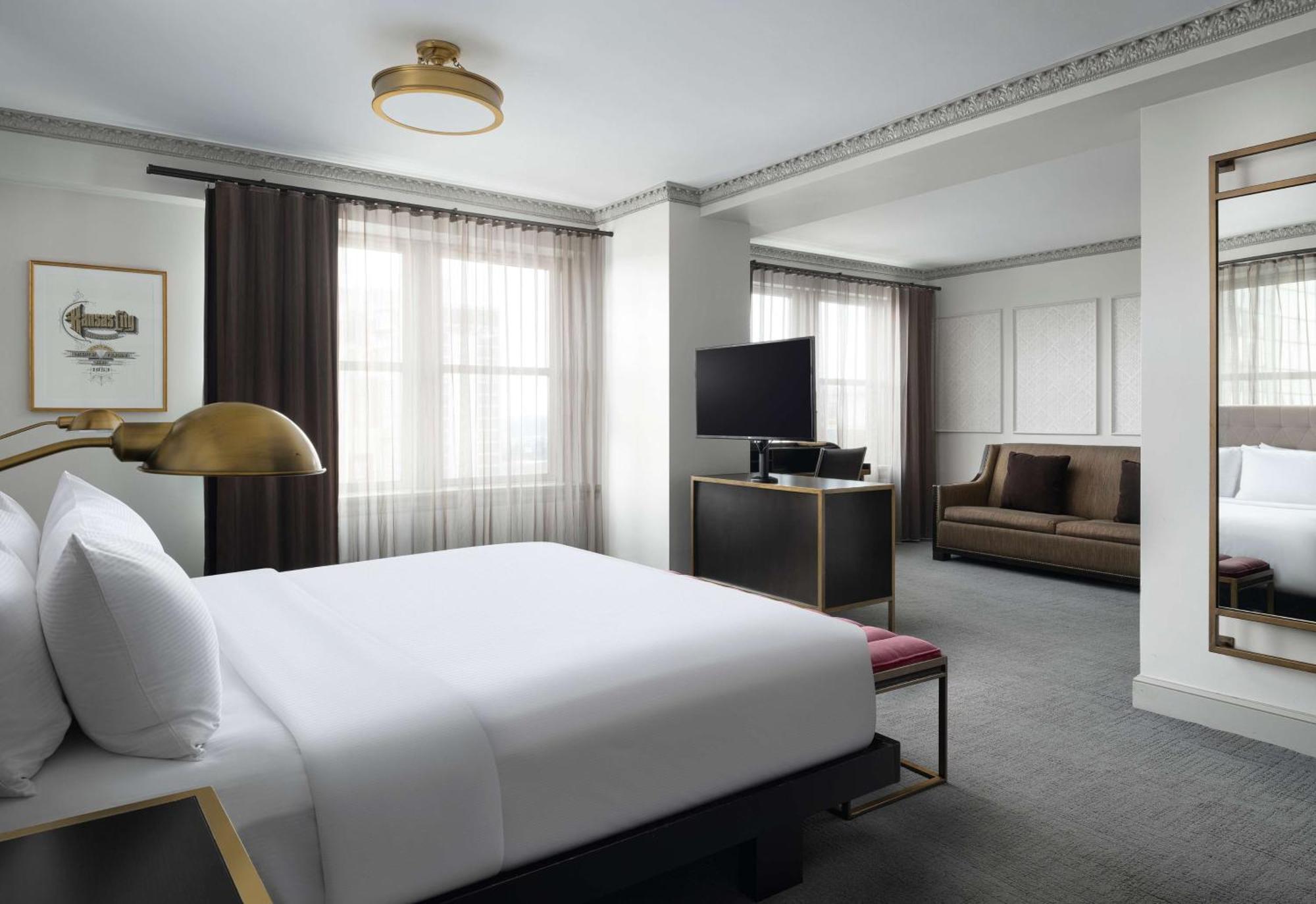 Hotel Phillips Kansas City, Curio Collection By Hilton Extérieur photo